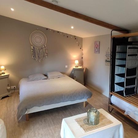 Domaine De L'Hotel Au Franc Флері Екстер'єр фото