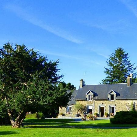 Domaine De L'Hotel Au Franc Флері Екстер'єр фото