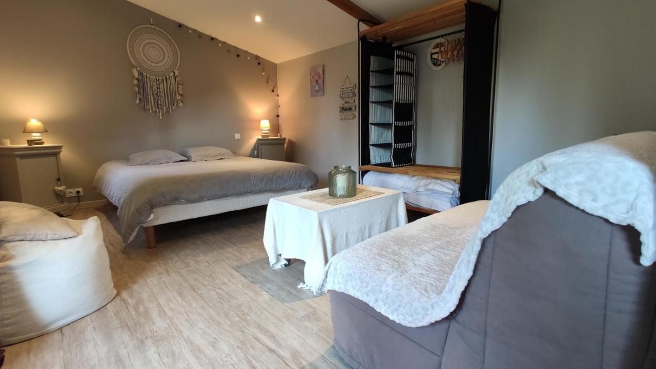 Domaine De L'Hotel Au Franc Флері Екстер'єр фото